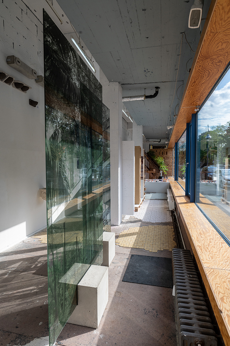 Architectures of Cohabitation