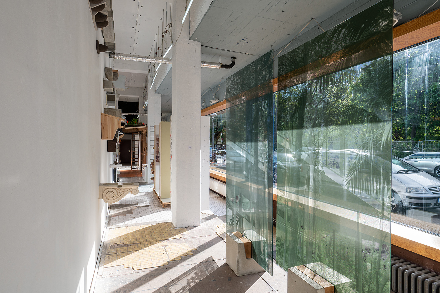 Architectures of Cohabitation