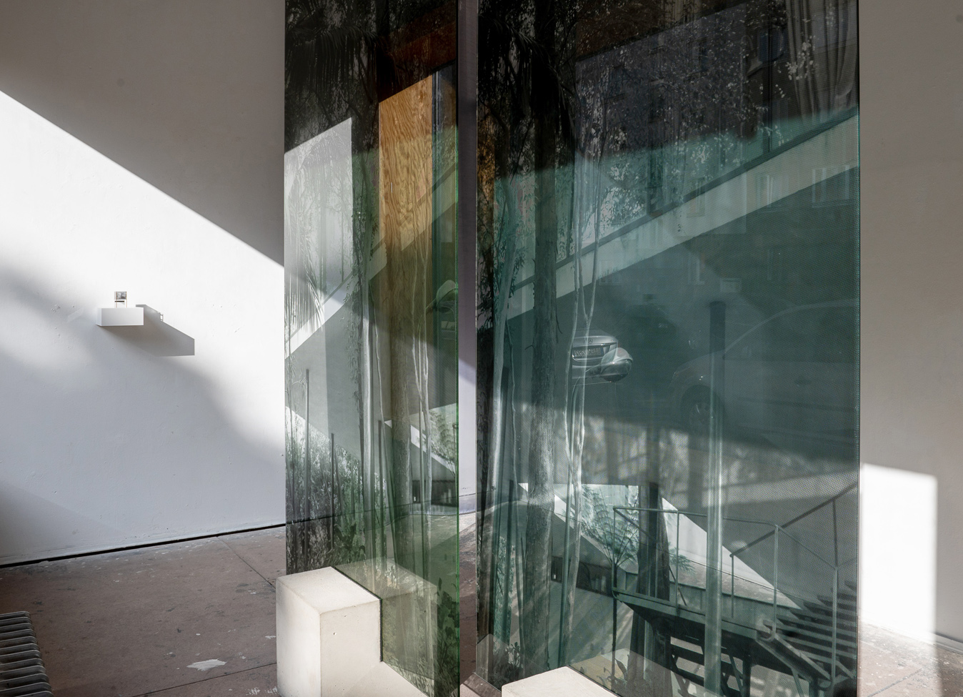 Architectures of Cohabitation